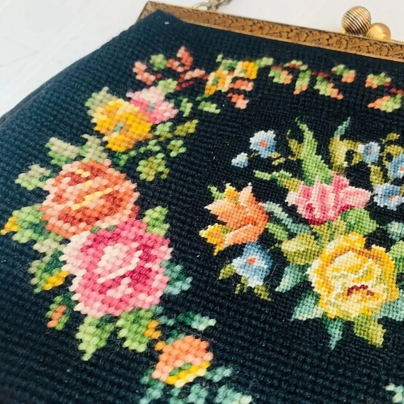 Vintage needle point tapestry purse - Picture 3 of 7